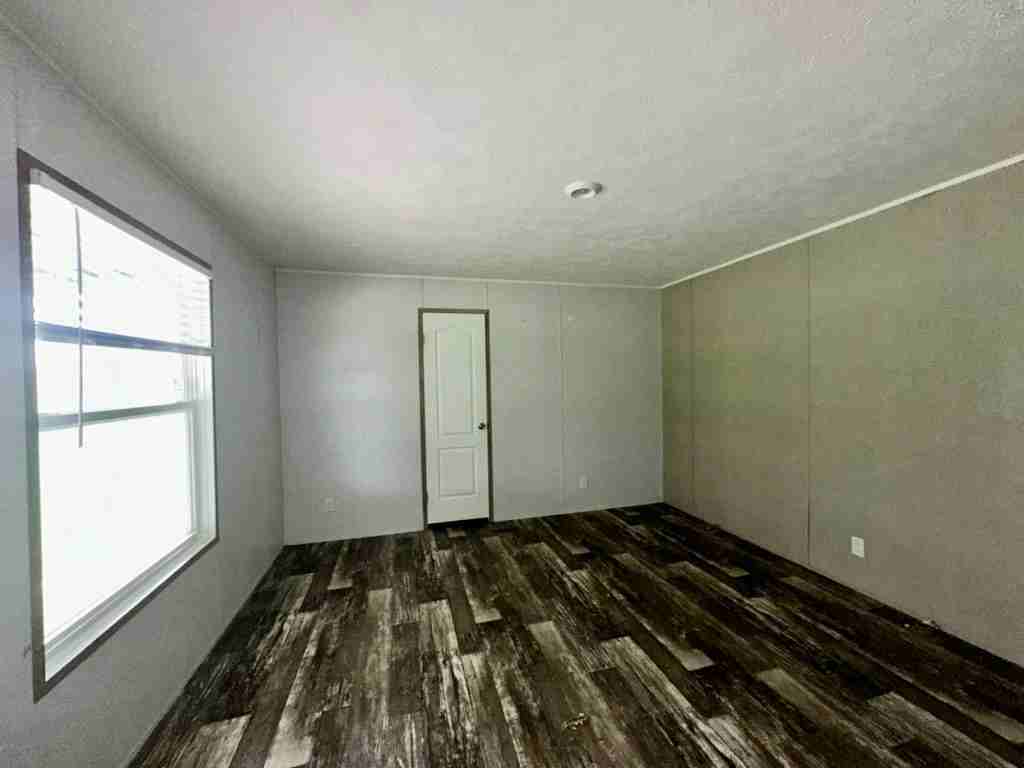 22516 Val Verde Rd - Photo 4 of 15