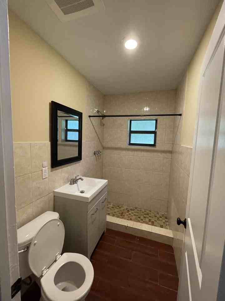 8360 Sw 122nd St #0 - Photo 7 of 14