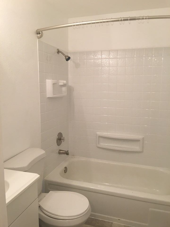 12485 Sw Gingham Ln #ABCD - Photo 2 of 5