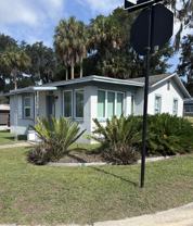 719 Ne 4th St #NA - Photo 1 of 1