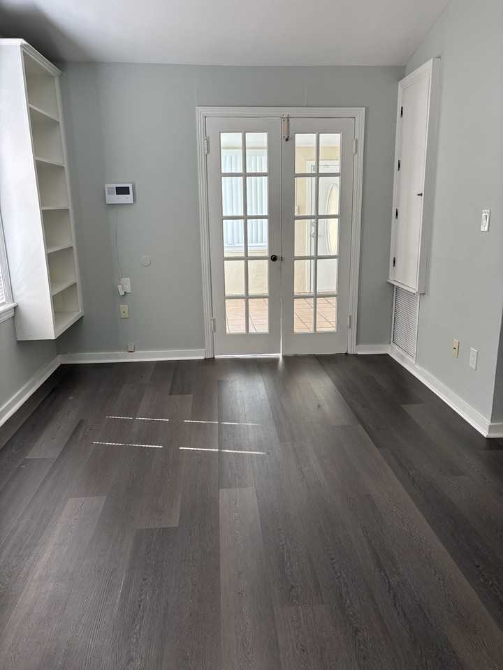 719 Ne 4th St #NA - Photo 5 of 11