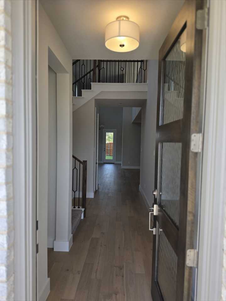 1636 Cornwall Ave #NA - Photo 5 of 11