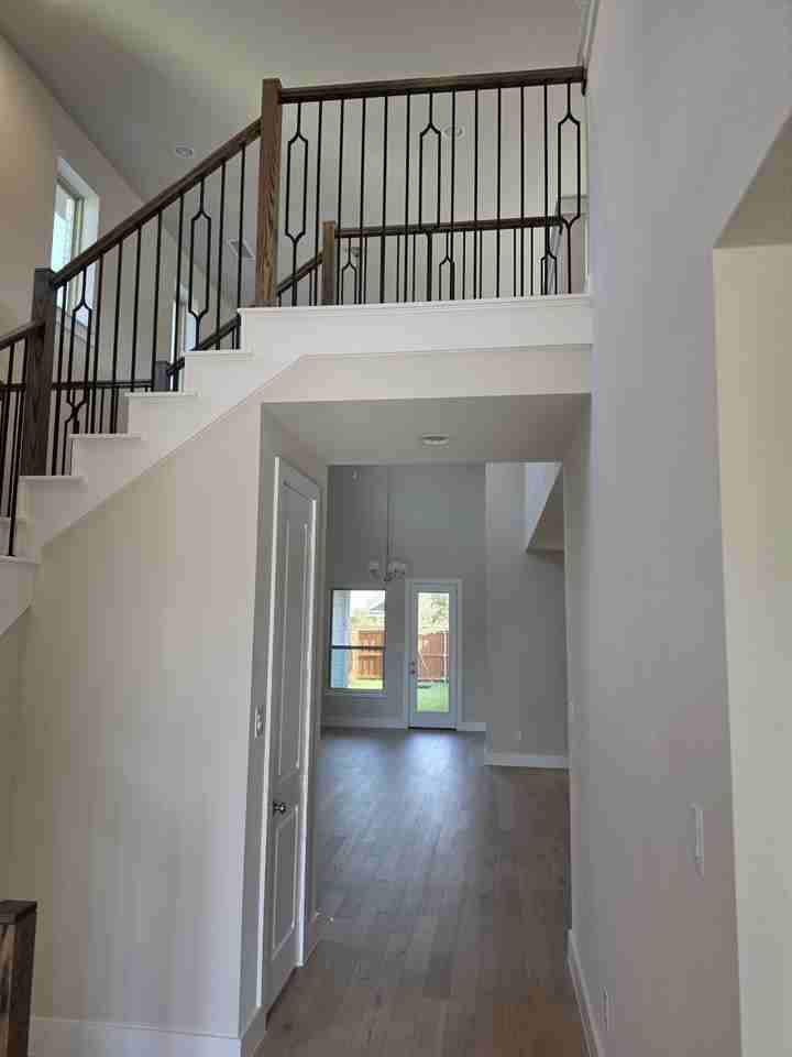 1636 Cornwall Ave #NA - Photo 7 of 11