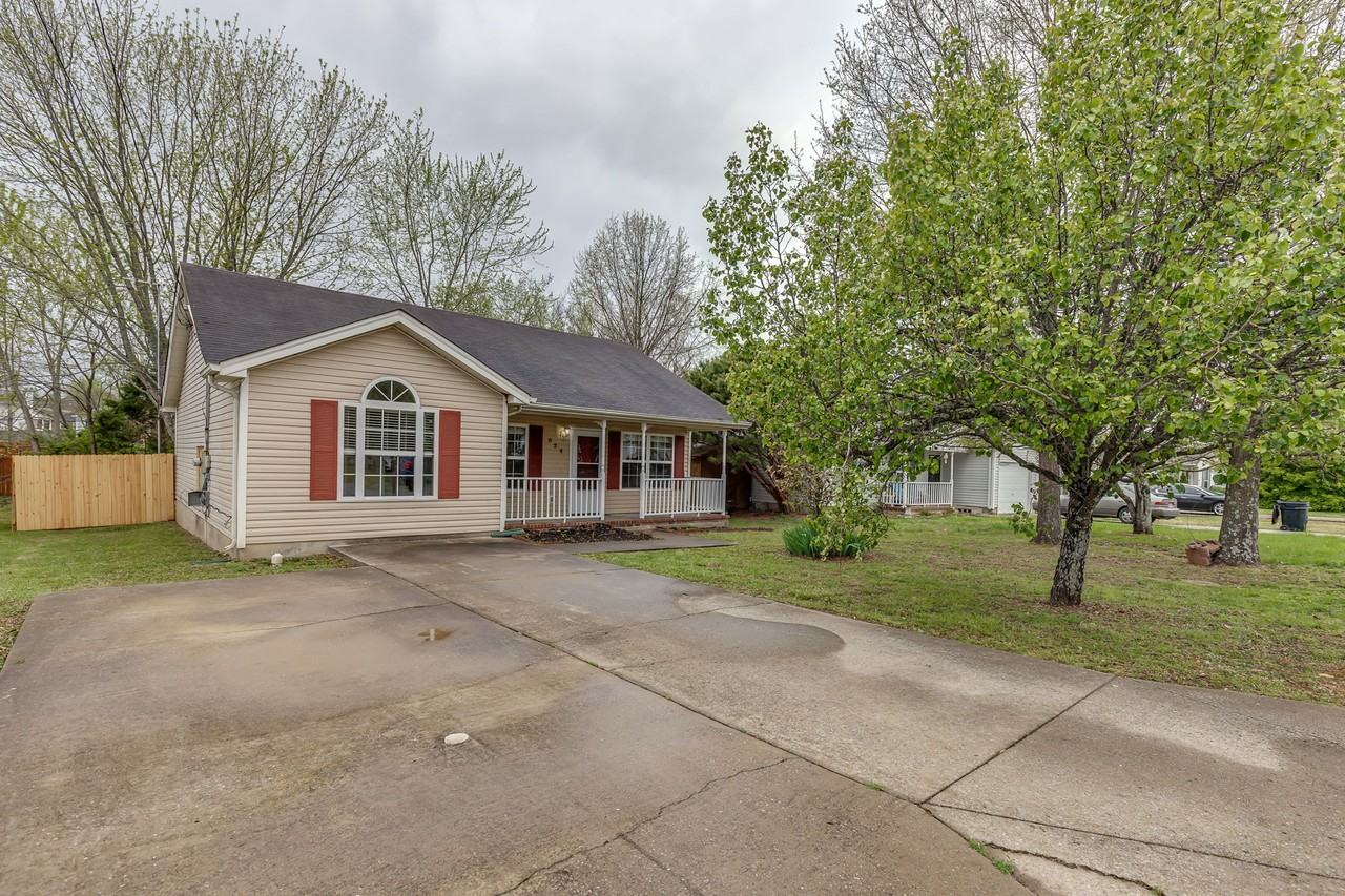 524 Cedar Park Cir #NA - Photo 2 of 17