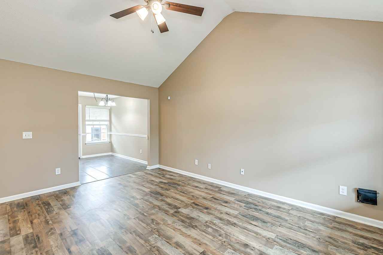 524 Cedar Park Cir #NA - Photo 3 of 17