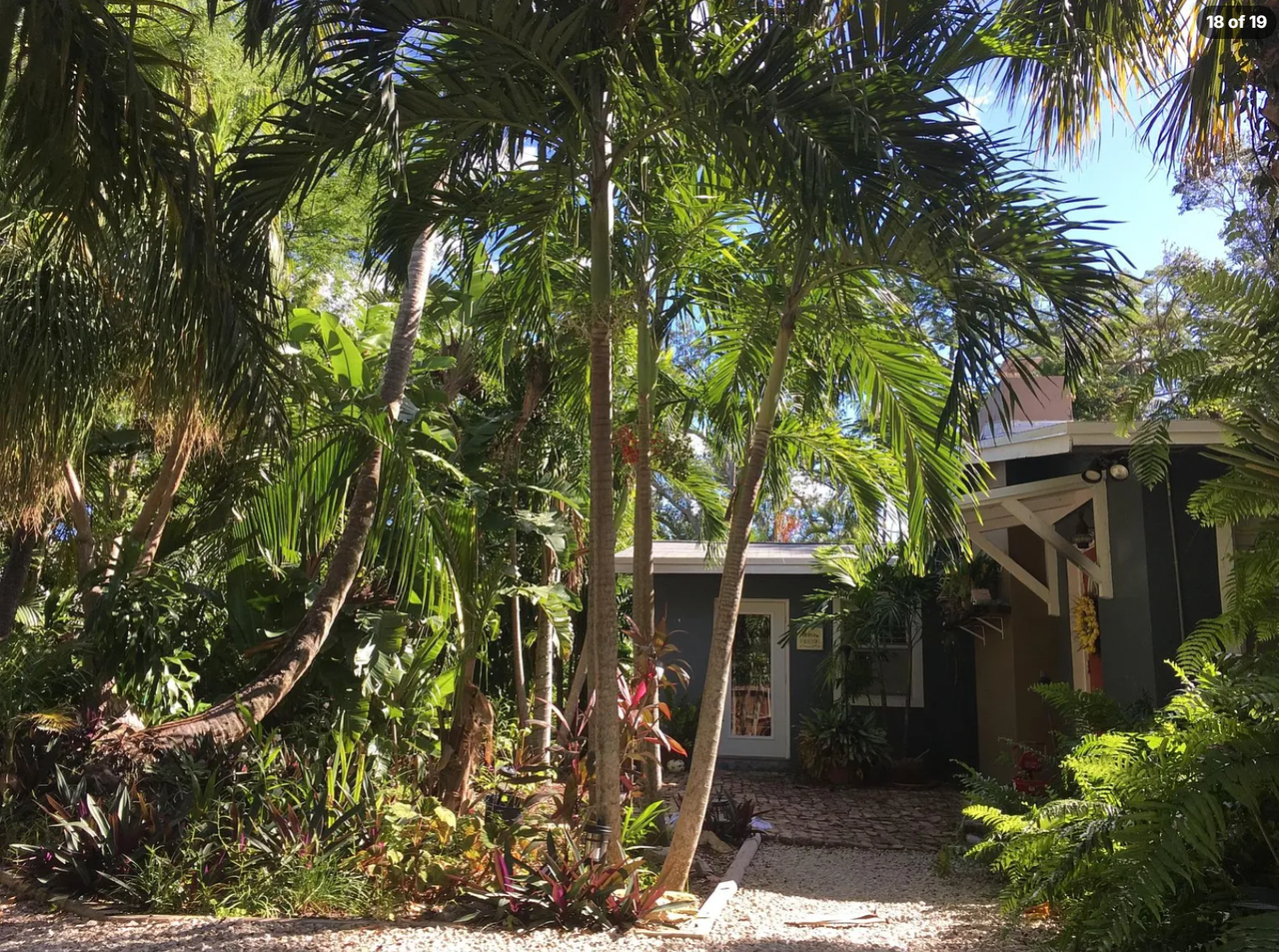 706 Sw 13th Ave #NA - Photo 2 of 19