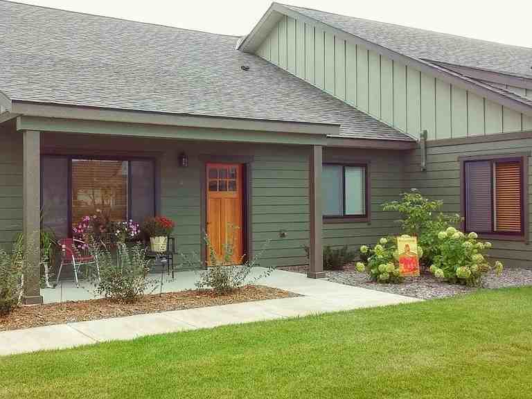 308 College Cir #2 - Photo 2 of 16