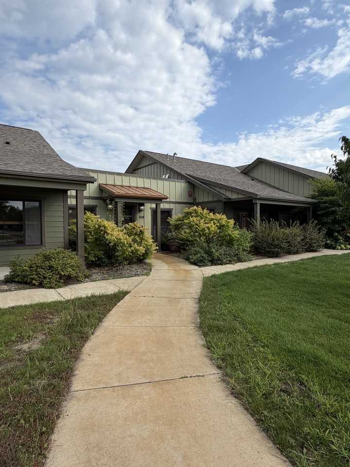 308 College Cir #2 - Photo 4 of 16