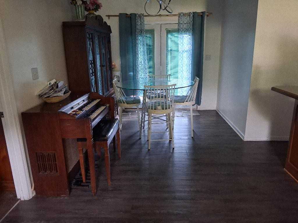 2193 Myrtlewoods Dr #NA - Photo 5 of 8
