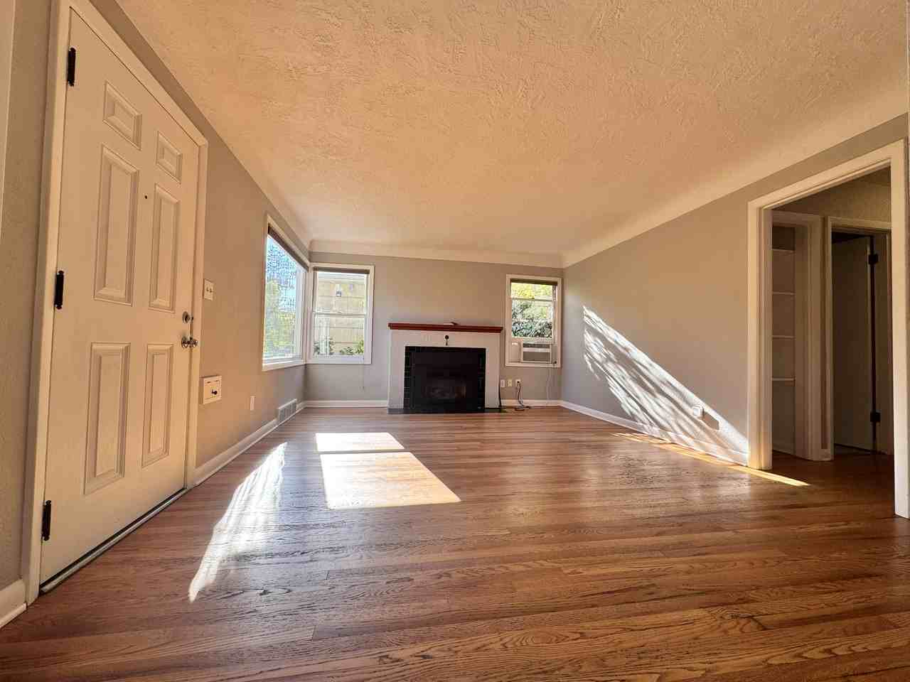 5401 Se Tolman St #NA - Photo 2 of 20