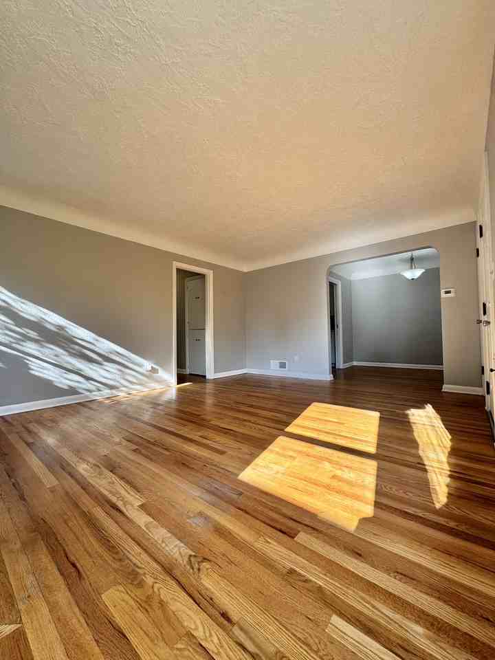 5401 Se Tolman St #NA - Photo 3 of 20
