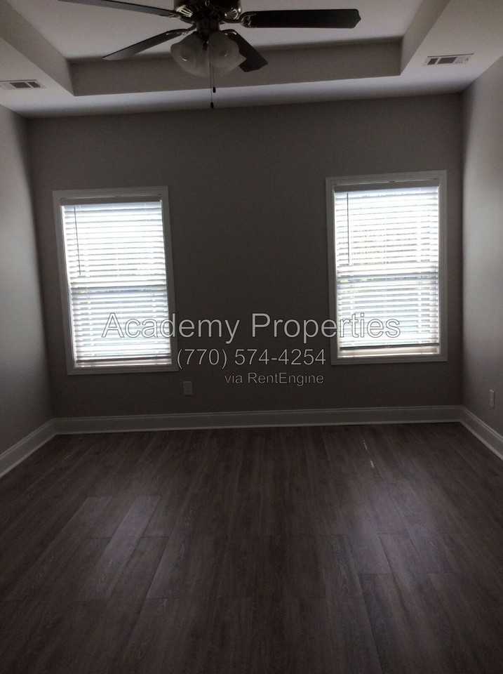 134 Summer Grove Ln - Photo 6 of 31