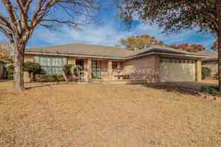 6032 72nd St - Photo 1 of 1