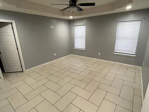 2893 Madrid Ave #NA - Photo 6 of 9