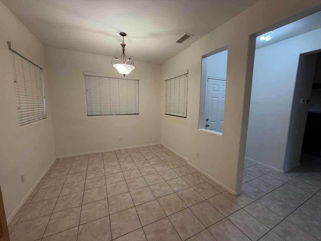 17403 N 167th Dr - Photo 6 of 19