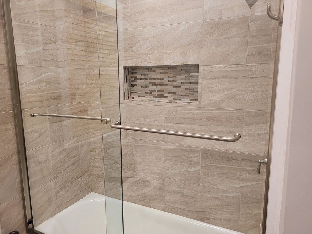 169 Peachtree Cir Ne #5 - Photo 3 of 18