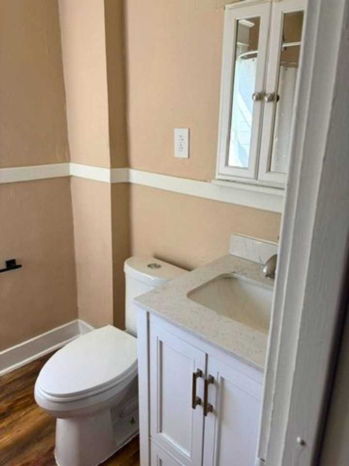 216 Lafayette Ave Ne #C - Photo 2 of 18