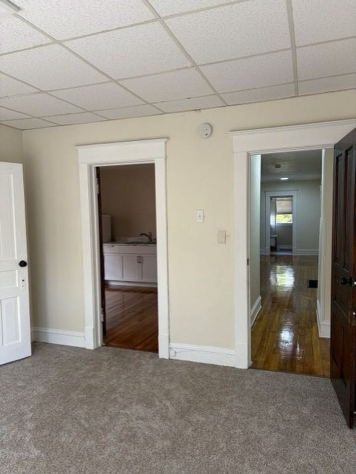 216 Lafayette Ave Ne #C - Photo 7 of 18