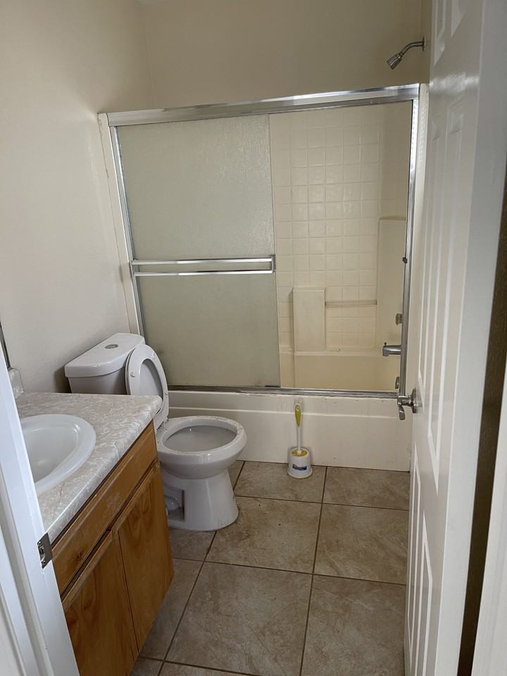 4428 White Ln #NA - Photo 6 of 11