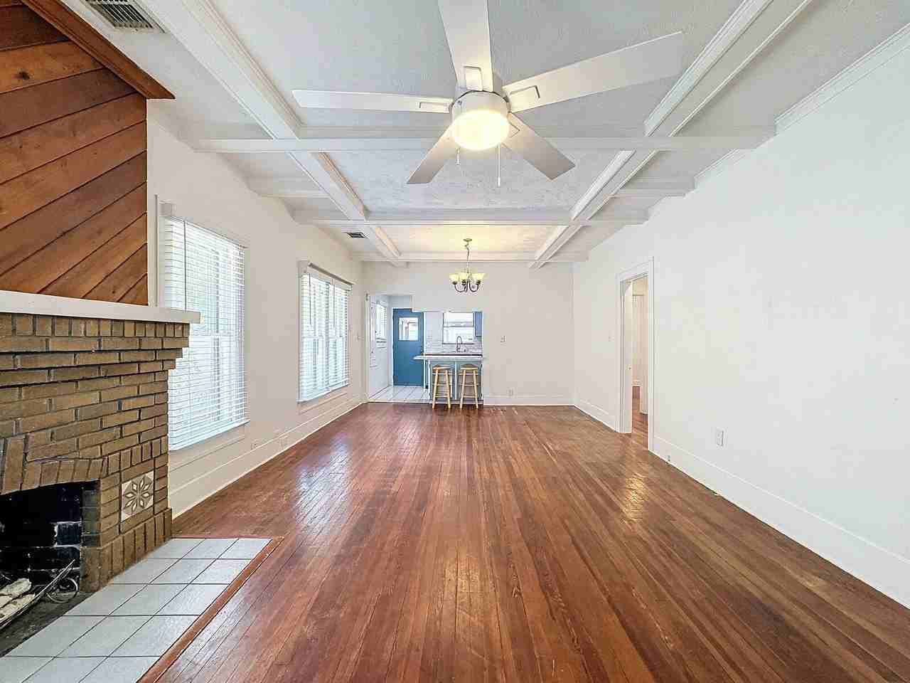 226 9th Ave N - Photo 7 of 41