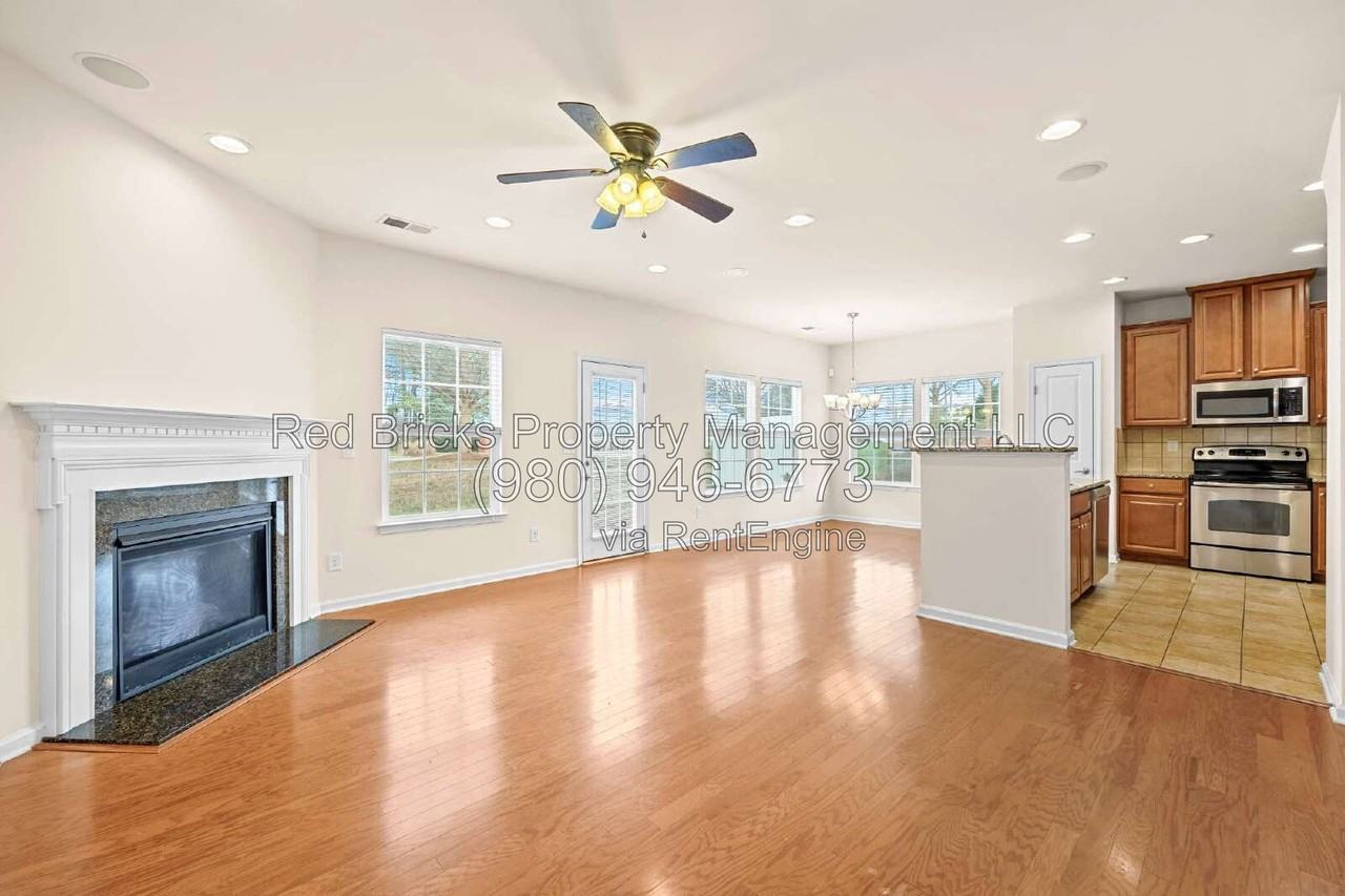12022 Elizabeth Madison Ct - Photo 4 of 22