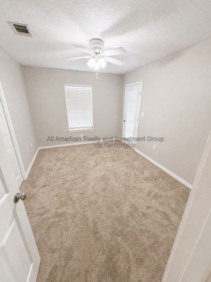 507 Rush Park Cir - Photo 4 of 11