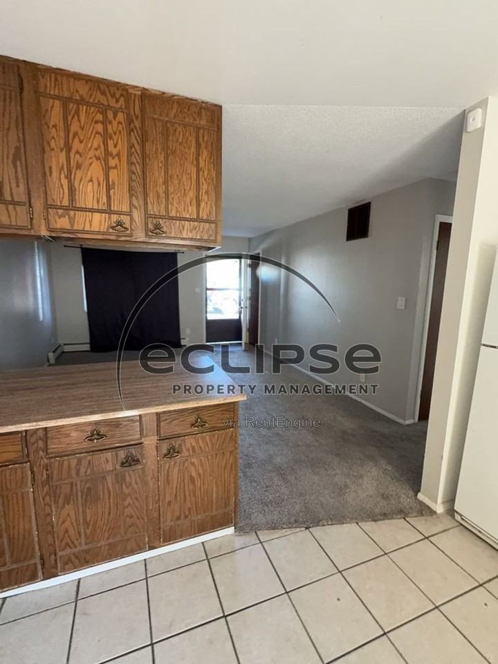 1311 N 16th St #1 - Photo 6 of 13