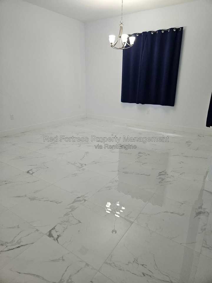 3211 50th St W - Photo 6 of 14