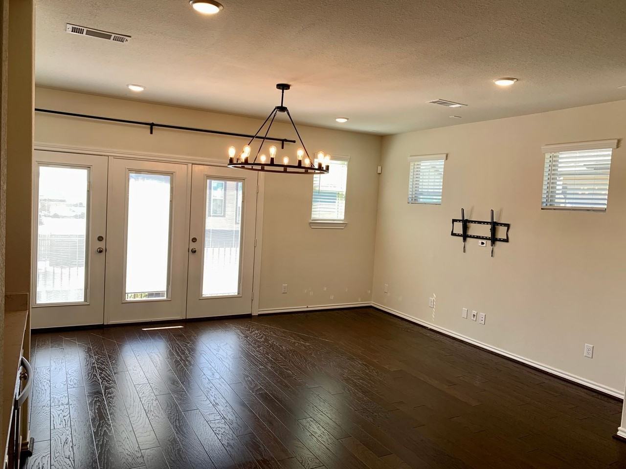 8604 Cedardale Park Dr - Photo 4 of 38