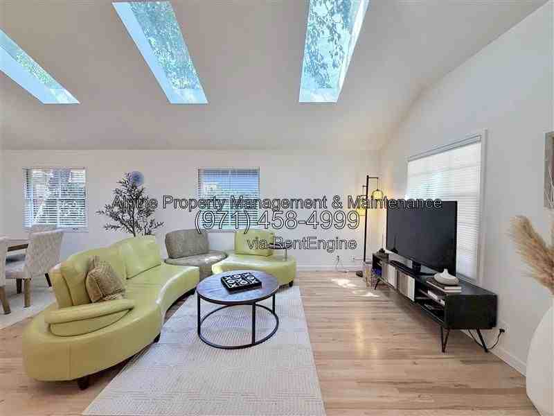 16661 Lake Forest Blvd - Photo 4 of 31