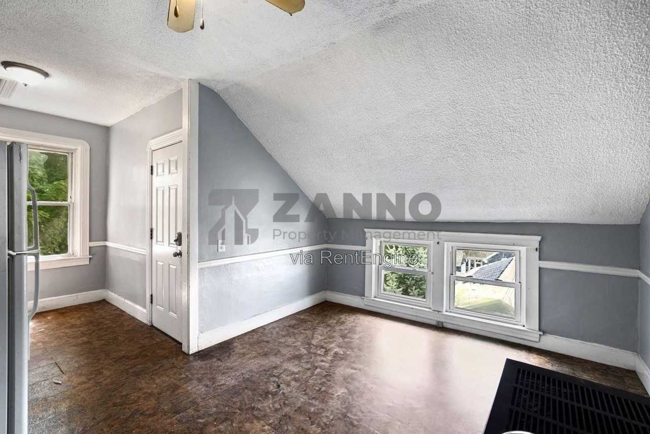 28 Kimball Ave #3 - Photo 3 of 20
