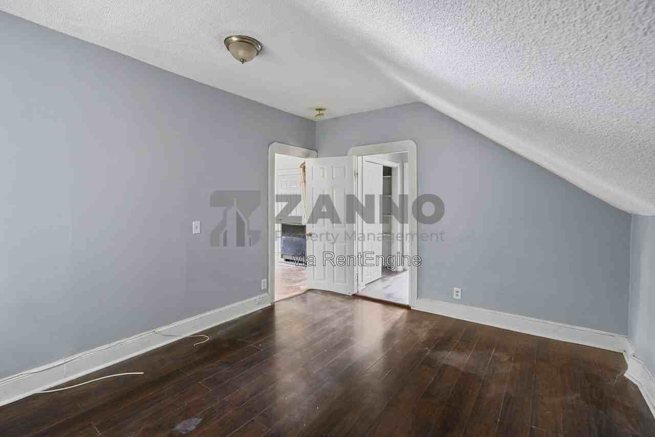 28 Kimball Ave #3 - Photo 7 of 20