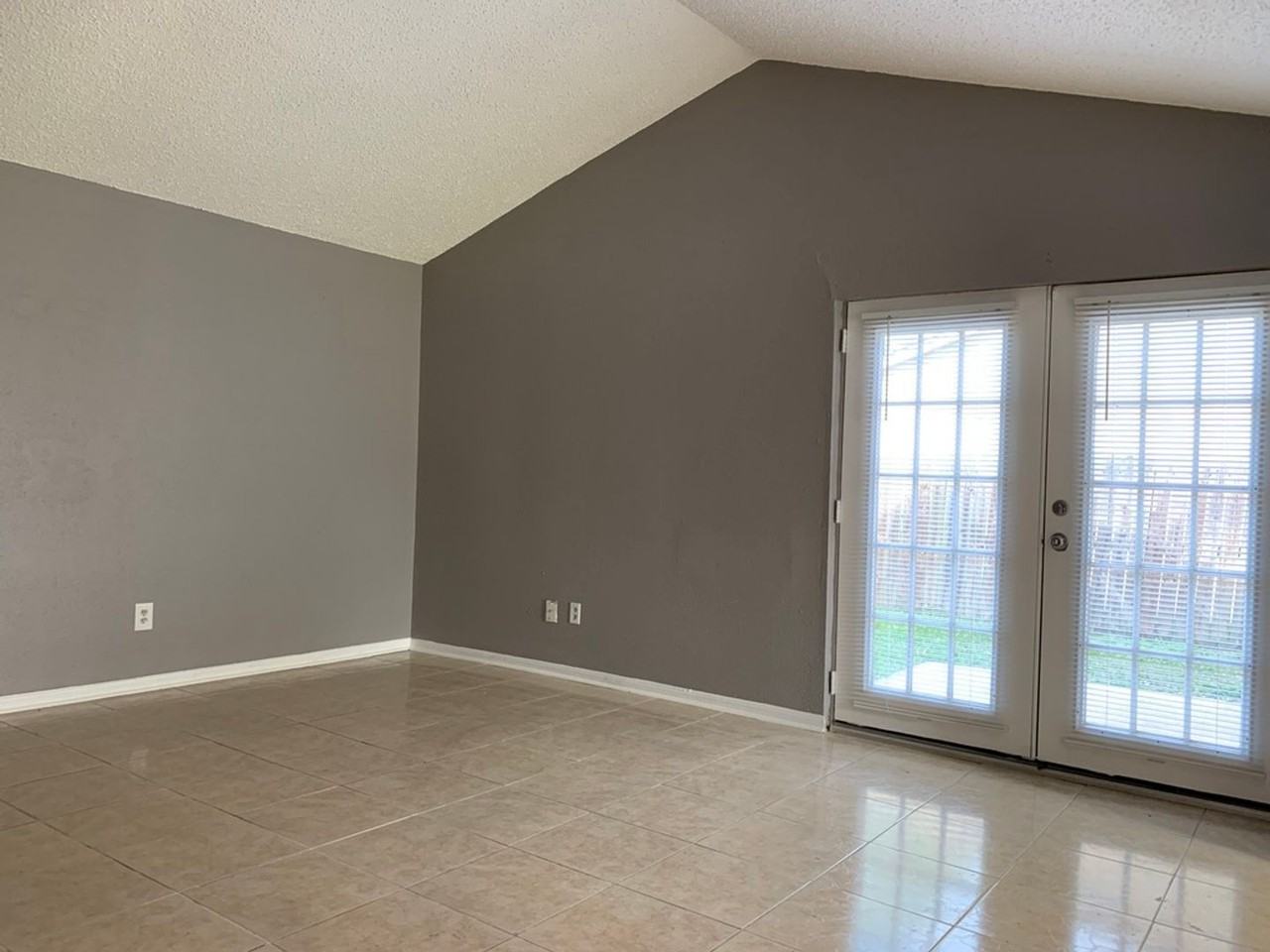 7026 Rockergate Dr - Photo 2 of 17