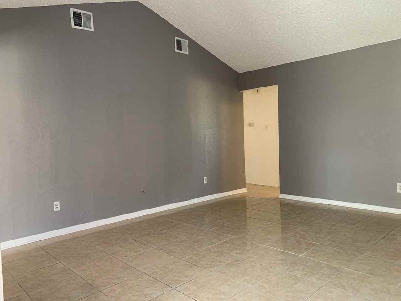 7026 Rockergate Dr - Photo 3 of 17