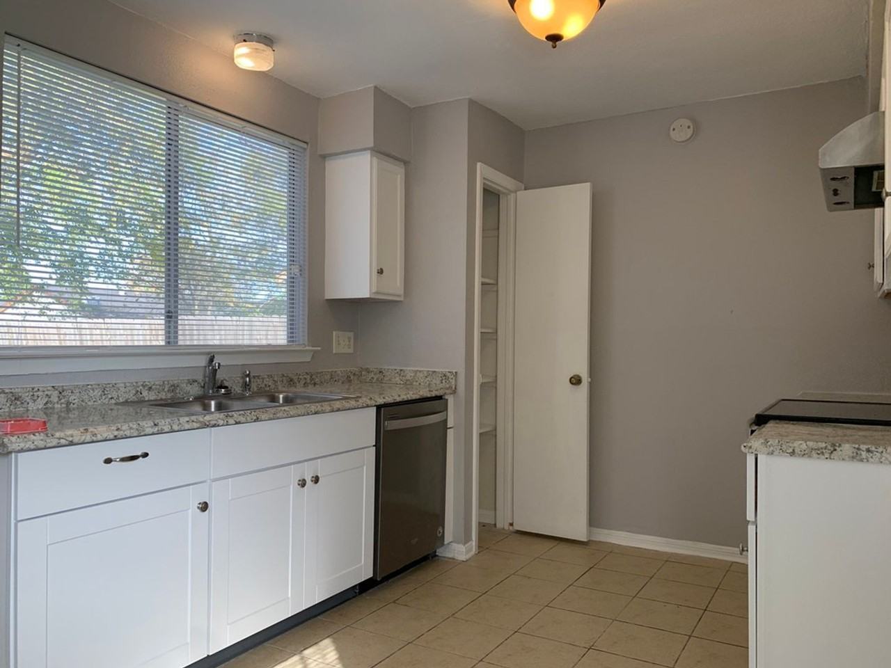 7026 Rockergate Dr - Photo 6 of 17