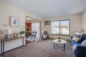 featured image of 2912 Locke Ave Sw #3