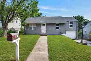 452 Bluff Dr - Photo 1 of 1