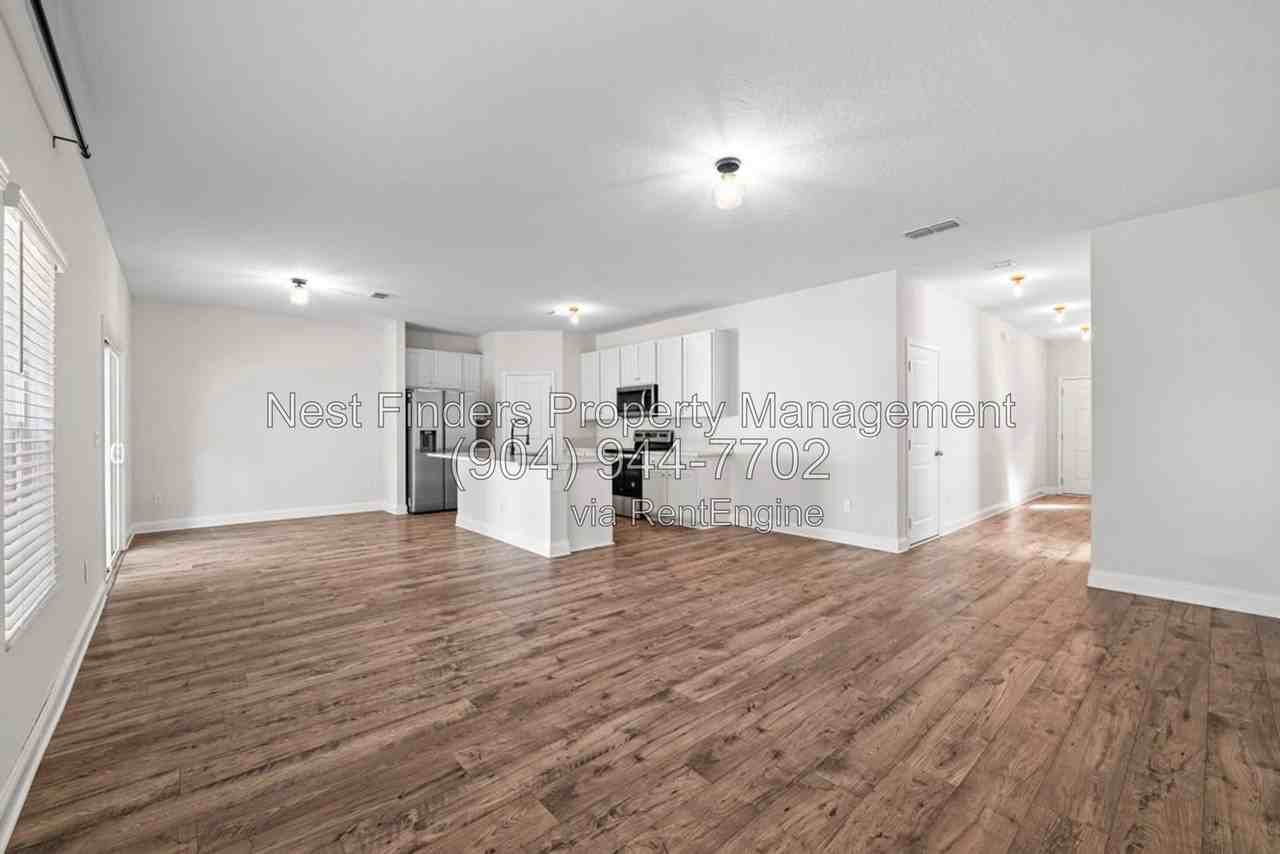 2078 Dutton Island Oaks Way - Photo 7 of 34