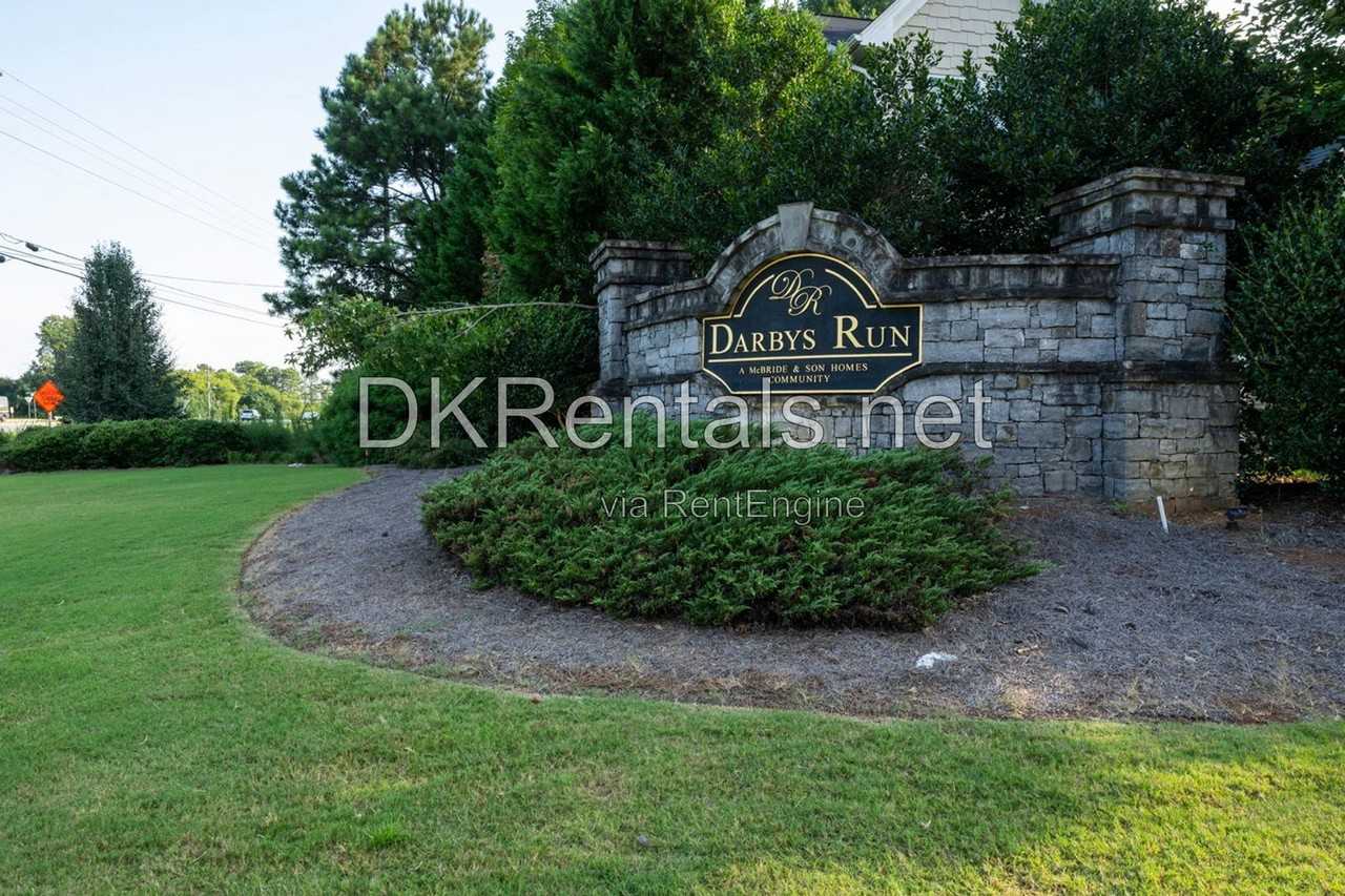 54 Darbys Run Ct - Photo 5 of 40