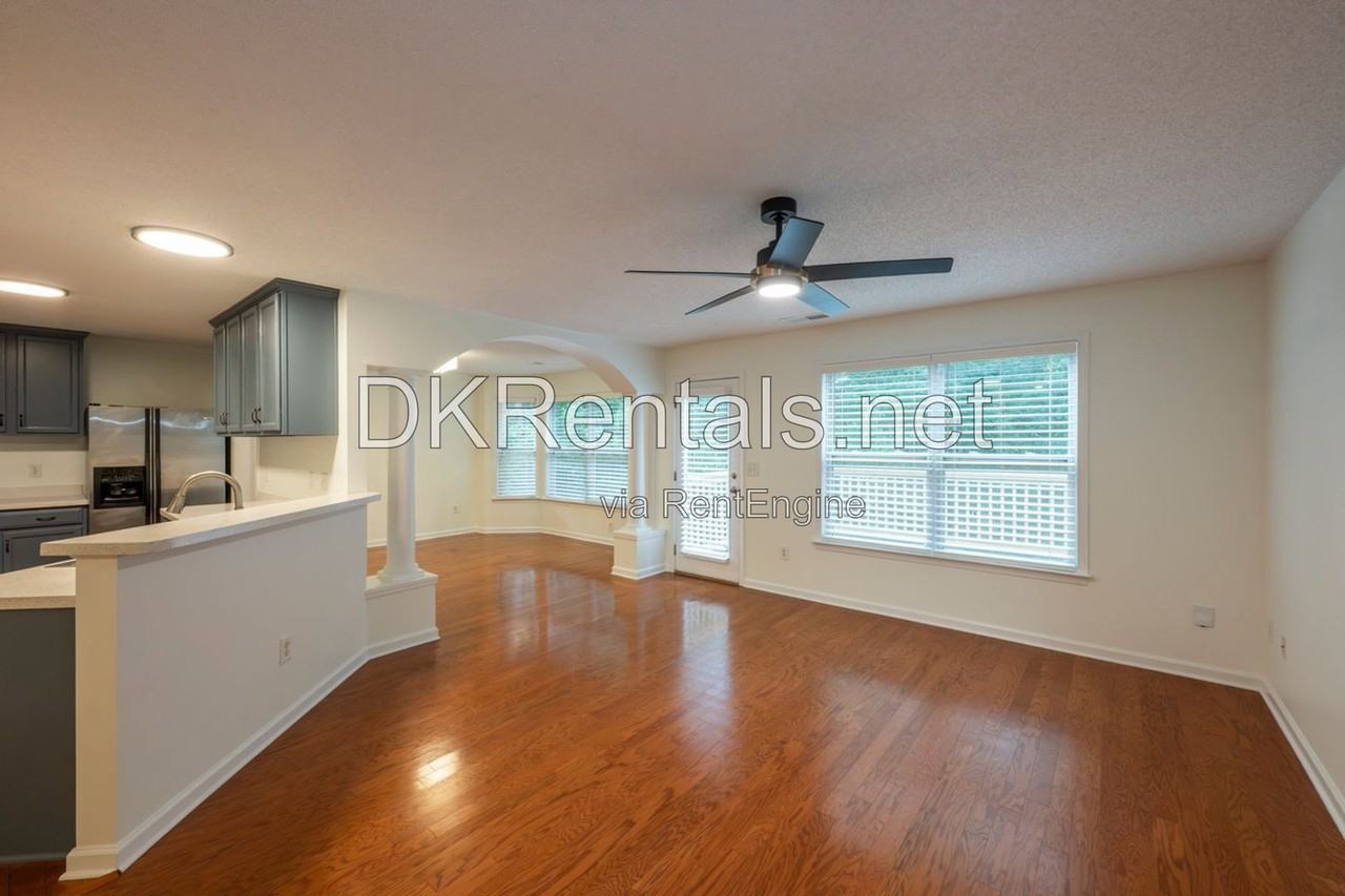 54 Darbys Run Ct - Photo 7 of 40