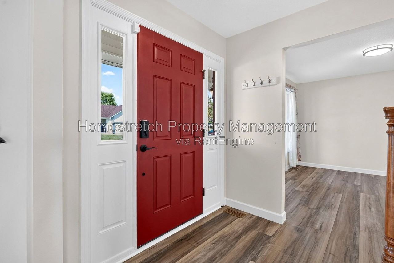 6910 Emmons Dr - Photo 2 of 50