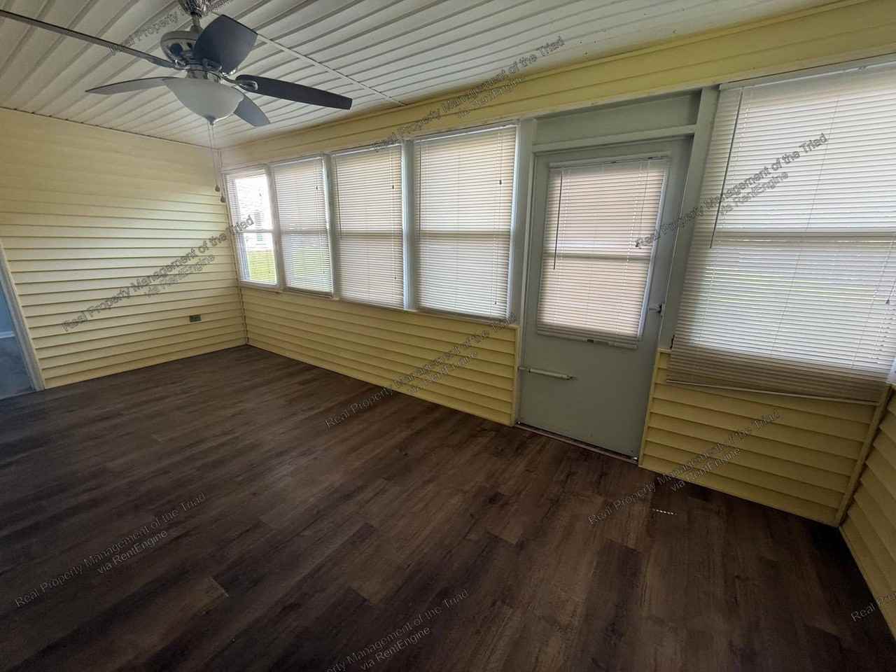 127 Edgedale Ct - Photo 5 of 18