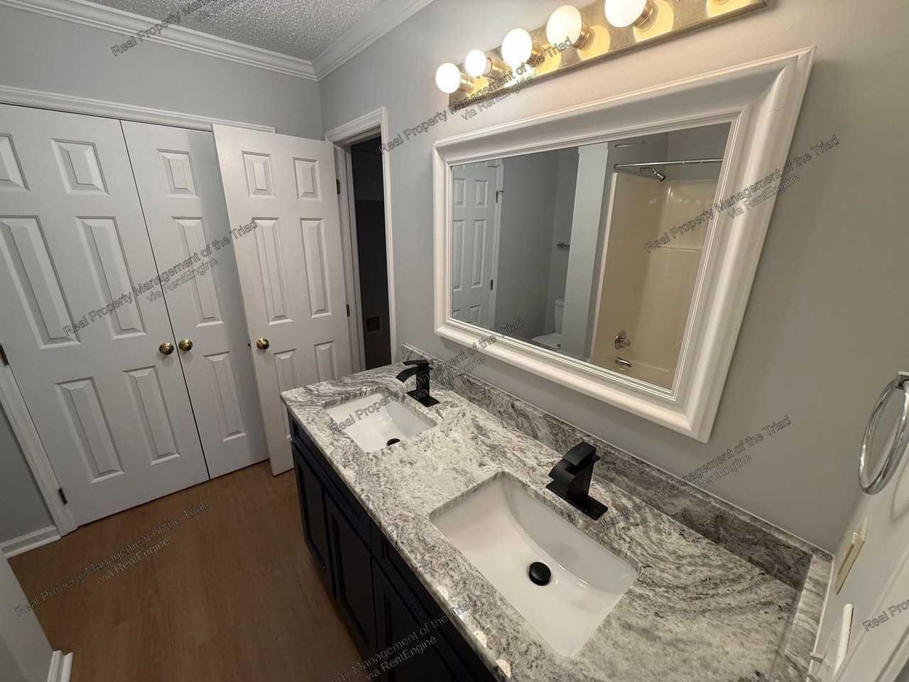 127 Edgedale Ct - Photo 6 of 18