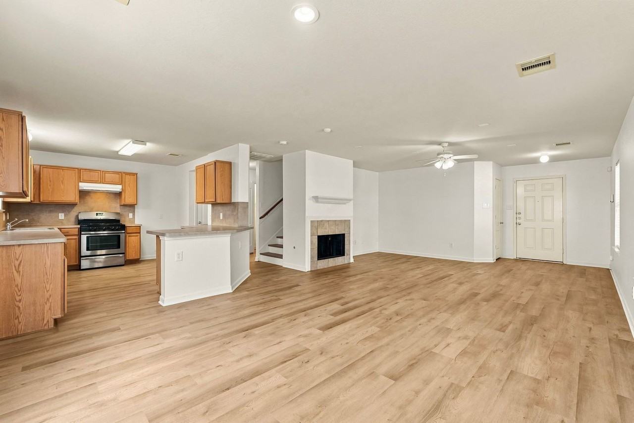 2703 Skyview Glen Ct - Photo 5 of 25