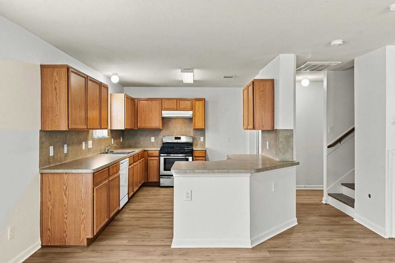2703 Skyview Glen Ct - Photo 6 of 25