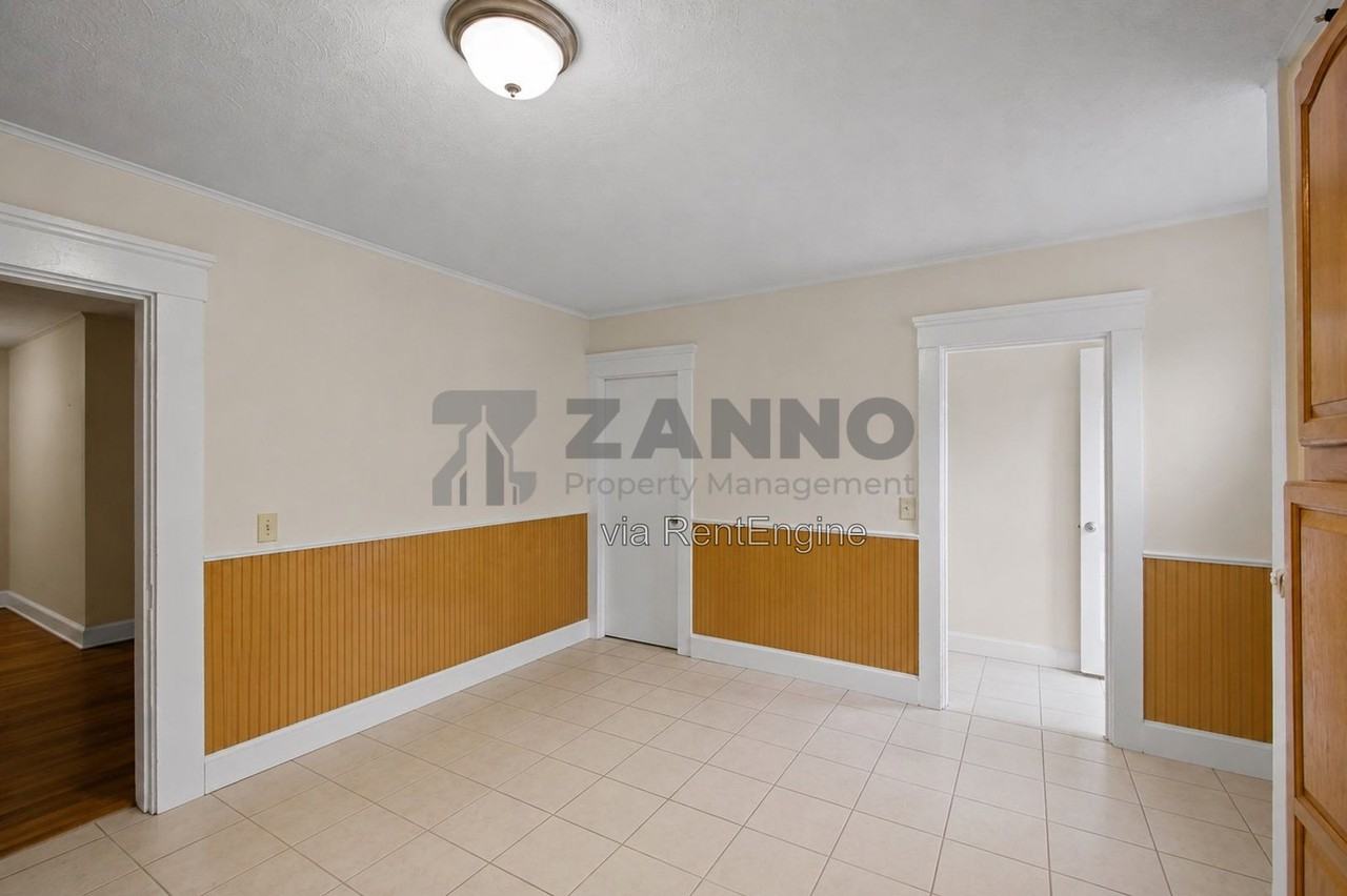 535 Washington St #3 - Photo 4 of 32