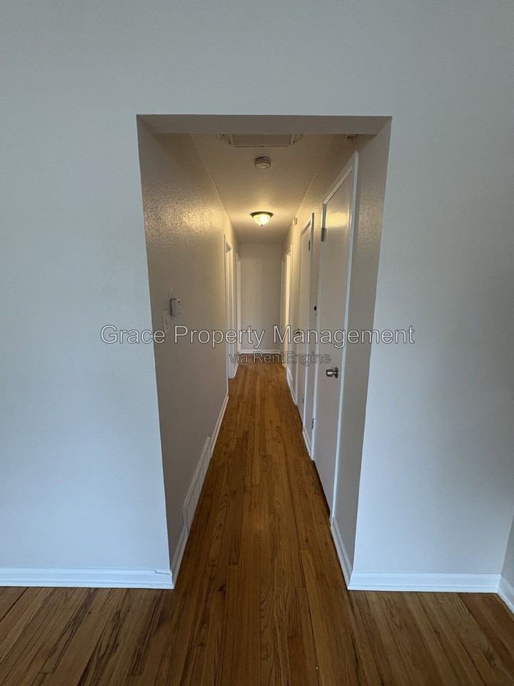 1540 E 112th Pl - Photo 6 of 22