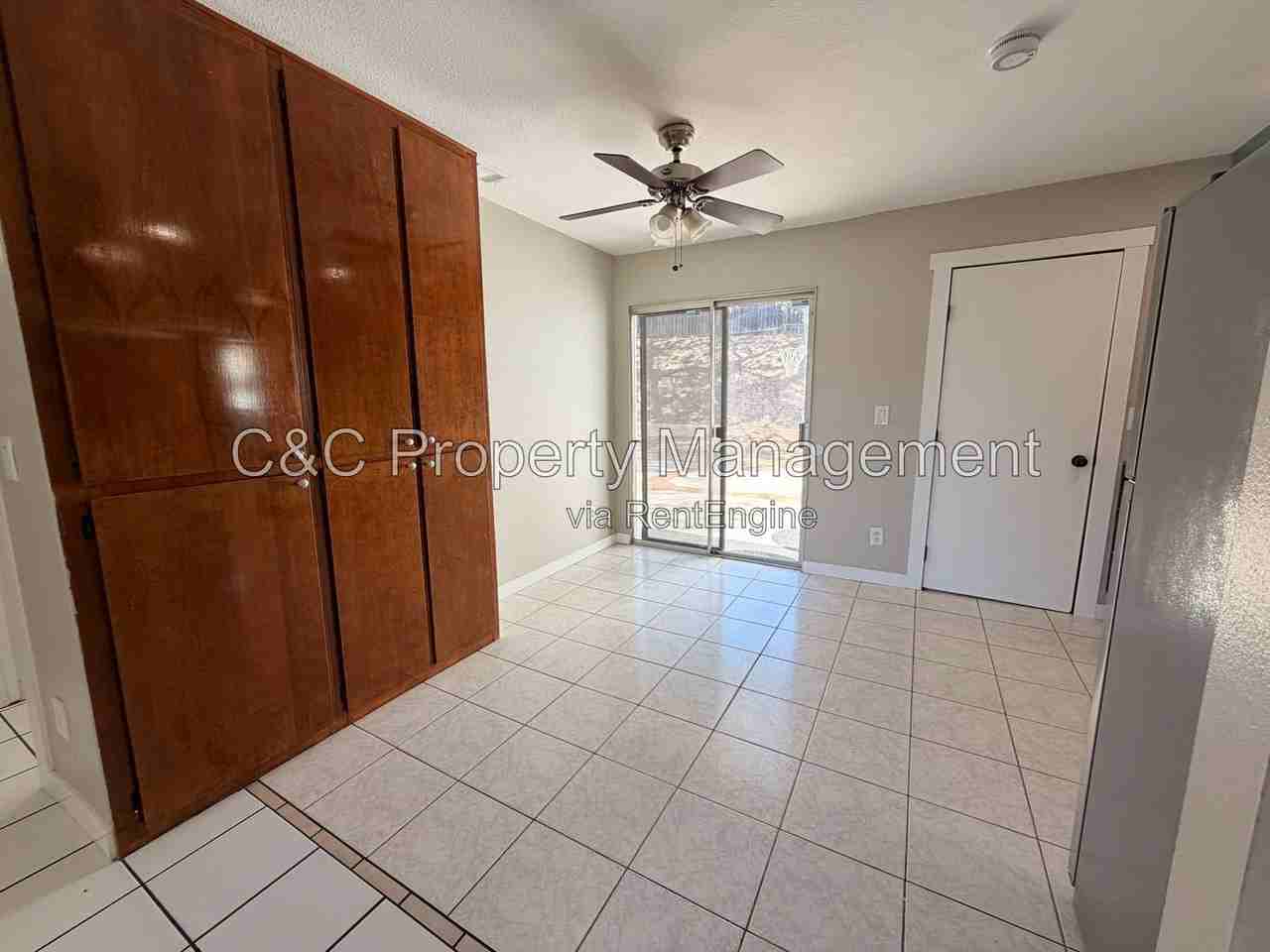 835 S Upas St - Photo 5 of 20