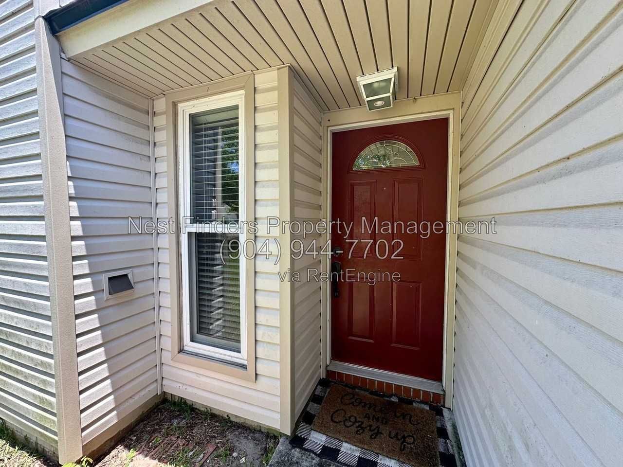 2051 Oak Water Dr - Photo 5 of 44