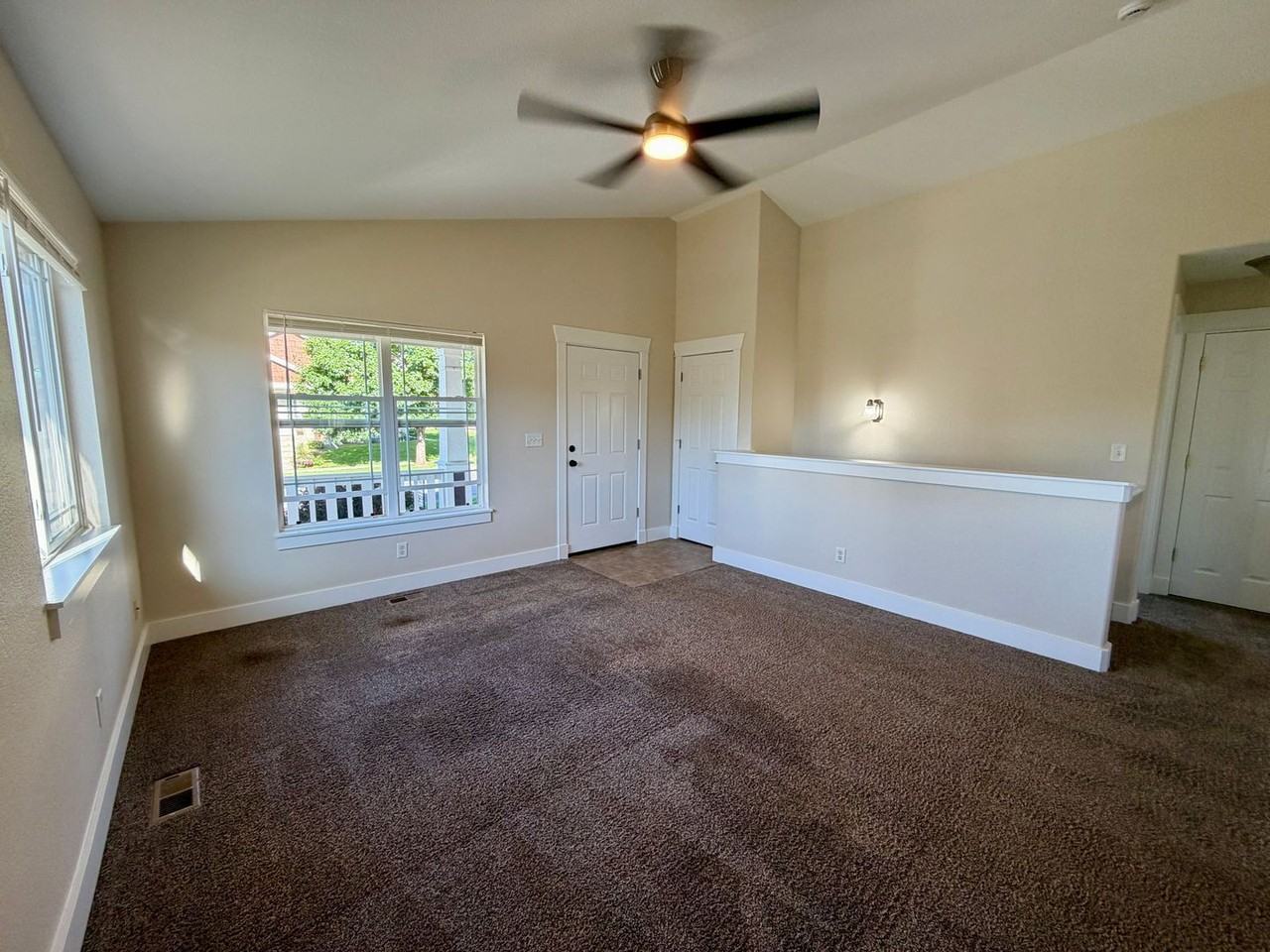 4334 Pennyroyal Ln - Photo 6 of 28
